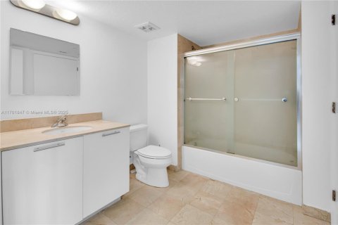 Купить кондоминиум в Майами, Флорида 2 спальни, 106.28м2, № 1455200 - фото 15