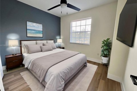 Townhouse in Miramar, Florida 3 bedrooms, 142.14 sq.m. № 1993458 - photo 8