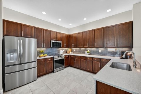Casa en venta en Wesley Chapel, Florida, 5 dormitorios, 314.1 m2 № 1884447 - foto 13
