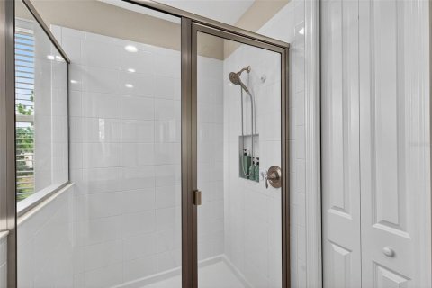 Casa en venta en Wesley Chapel, Florida, 5 dormitorios, 314.1 m2 № 1884447 - foto 29