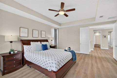 Casa en venta en Wesley Chapel, Florida, 5 dormitorios, 314.1 m2 № 1884447 - foto 24