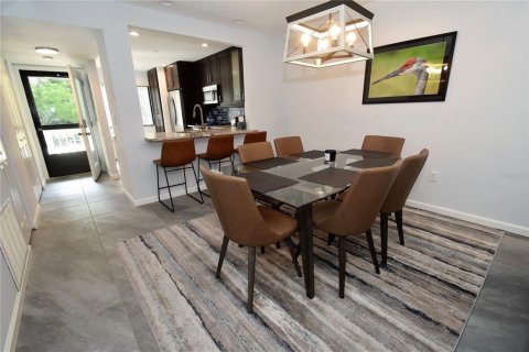 Condo in Sarasota, Florida, 2 bedrooms  № 1754700 - photo 11