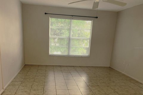 Copropriété à louer à Sarasota, Floride: 2 chambres, 72.65 m2 № 2412598 - photo 6
