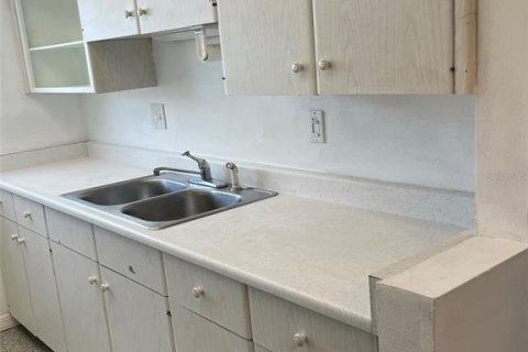 Copropriété à louer à Sarasota, Floride: 2 chambres, 72.65 m2 № 2412598 - photo 12