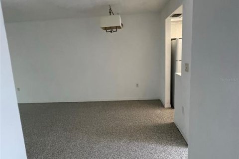 Copropriété à louer à Sarasota, Floride: 2 chambres, 72.65 m2 № 2412598 - photo 9