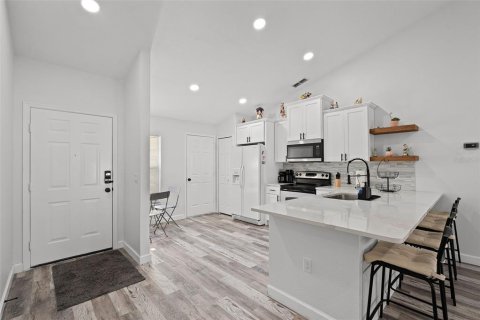 Casa en venta en Davenport, Florida, 3 dormitorios, 112.78 m2 № 1875984 - foto 3