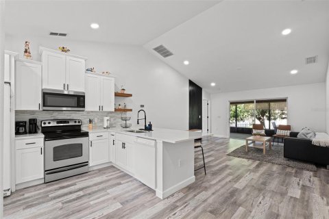 Casa en venta en Davenport, Florida, 3 dormitorios, 112.78 m2 № 1875984 - foto 2