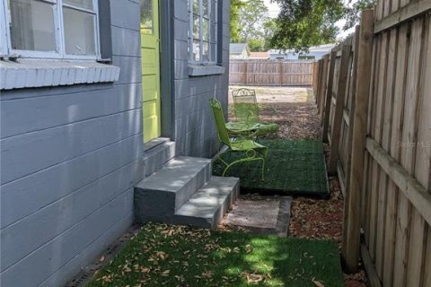 House in Saint Petersburg, Florida 2 bedrooms, 85.66 sq.m. № 2131013 - photo 30