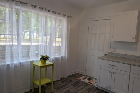 House in Saint Petersburg, Florida 2 bedrooms, 85.66 sq.m. № 2131013 - photo 9