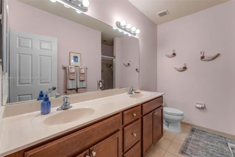 Casa en venta en Cutler Bay, Florida, 3 dormitorios, 146.79 m2 № 1874503 - foto 13