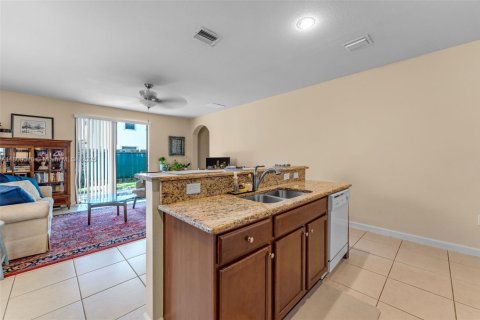 Casa en venta en Cutler Bay, Florida, 3 dormitorios, 146.79 m2 № 1874503 - foto 9