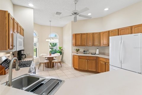 Casa en alquiler en The Villages, Florida, 3 dormitorios, 177.44 m2 № 1837124 - foto 4