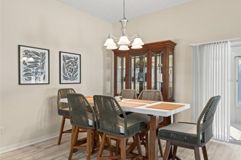 Casa en alquiler en The Villages, Florida, 3 dormitorios, 177.44 m2 № 1837124 - foto 10
