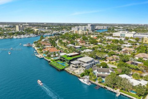 House in Fort Lauderdale, Florida 7 bedrooms, 1034.28 sq.m. № 1863959 - photo 23