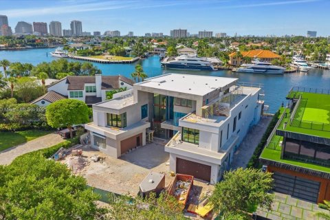 House in Fort Lauderdale, Florida 7 bedrooms, 1034.28 sq.m. № 1863959 - photo 3