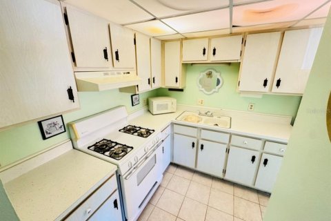 Condominio en venta en Winter Haven, Florida, 1 dormitorio, 78.97 m2 № 2148234 - foto 6