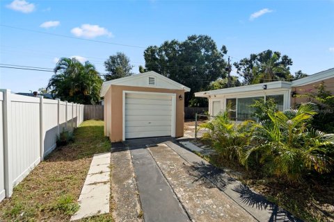 Villa ou maison à vendre à Saint Petersburg, Floride: 2 chambres, 87.98 m2 № 1904035 - photo 21