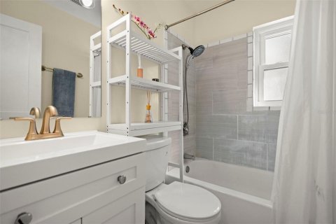 Villa ou maison à vendre à Saint Petersburg, Floride: 2 chambres, 87.98 m2 № 1904035 - photo 17