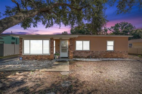 Villa ou maison à vendre à Saint Petersburg, Floride: 2 chambres, 87.98 m2 № 1904035 - photo 1