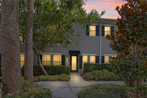 Townhouse in Tampa, Florida 2 bedrooms, 124.49 sq.m. № 2231923 - photo 2