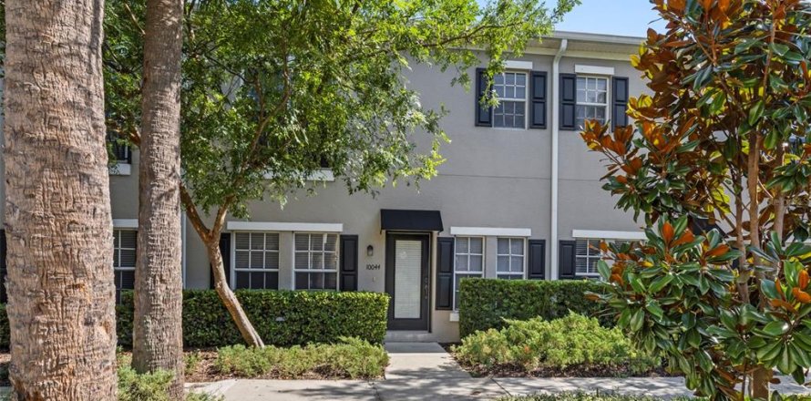 Townhouse in Tampa, Florida 2 bedrooms, 124.49 sq.m. № 2231923