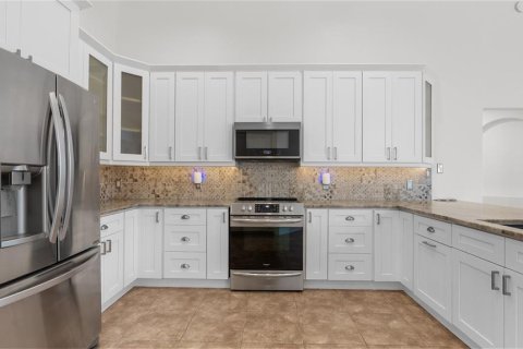 House in Valrico, Florida 5 bedrooms, 246.56 sq.m. № 2349934 - photo 17