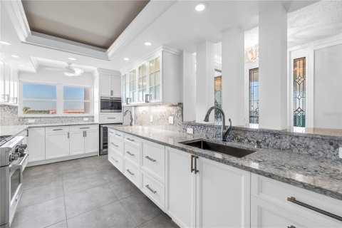Copropriété à vendre à Gulfport, Floride: 2 chambres, 205.31 m2 № 2142283 - photo 11