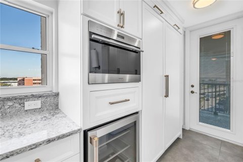 Copropriété à vendre à Gulfport, Floride: 2 chambres, 205.31 m2 № 2142283 - photo 12
