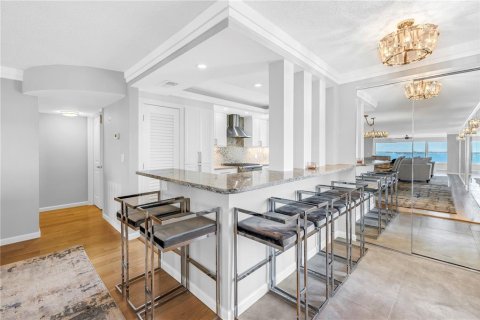 Copropriété à vendre à Gulfport, Floride: 2 chambres, 205.31 m2 № 2142283 - photo 9