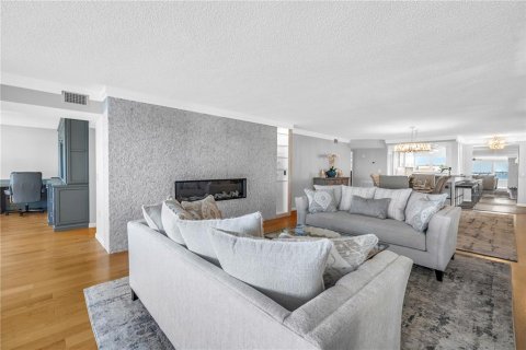 Copropriété à vendre à Gulfport, Floride: 2 chambres, 205.31 m2 № 2142283 - photo 21