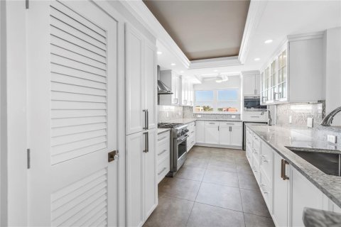 Copropriété à vendre à Gulfport, Floride: 2 chambres, 205.31 m2 № 2142283 - photo 13