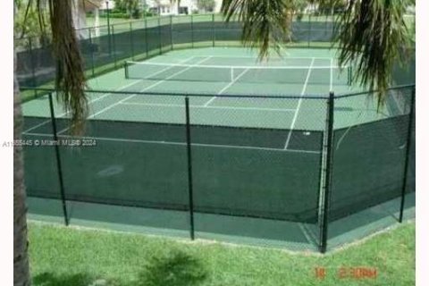 Condo in Margate, Florida, 2 bedrooms  № 1859797 - photo 7