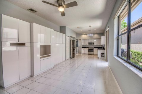 Villa ou maison à vendre à Lake Worth, Floride: 3 chambres, 185.34 m2 № 2270622 - photo 11