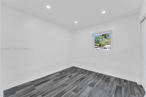 Casa en alquiler en Dania Beach, Florida, 3 dormitorios, 90.58 m2 № 2011511 - foto 12