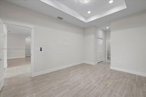 Купить виллу или дом в Лихай-Эйкерс, Флорида 3 спальни, 146.41м2, № 2068634 - фото 12