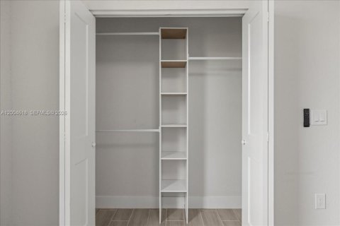 Купить виллу или дом в Лихай-Эйкерс, Флорида 3 спальни, 146.41м2, № 2068634 - фото 21