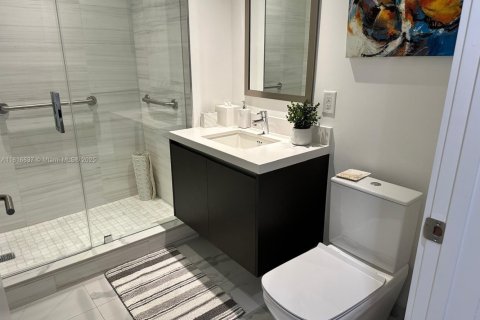 Condominio en alquiler en Miami, Florida, 2 dormitorios, 138.52 m2 № 1770696 - foto 21
