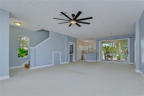 Townhouse in Tampa, Florida 2 bedrooms, 116.31 sq.m. № 2097090 - photo 9