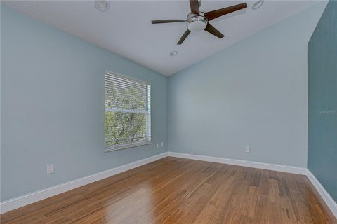 Townhouse in Tampa, Florida 2 bedrooms, 116.31 sq.m. № 2097090 - photo 27
