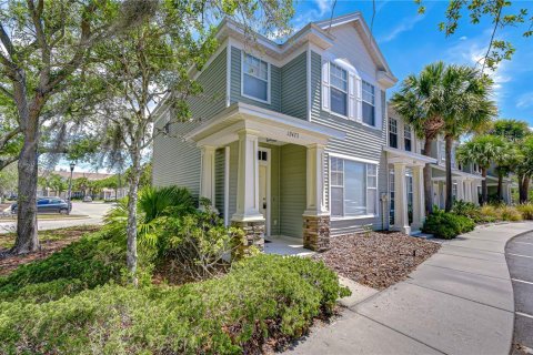 Townhouse in Tampa, Florida 2 bedrooms, 116.31 sq.m. № 2097090 - photo 16
