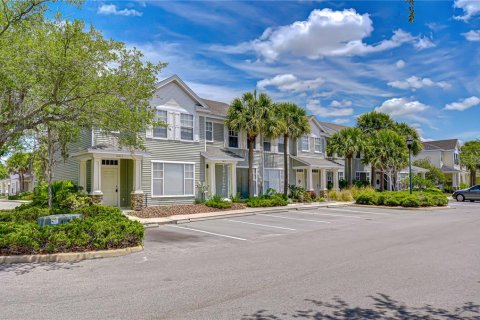 Townhouse in Tampa, Florida 2 bedrooms, 116.31 sq.m. № 2097090 - photo 17