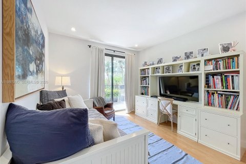 Adosado en venta en Key Biscayne, Florida, 3 dormitorios, 241.92 m2 № 2256222 - foto 22