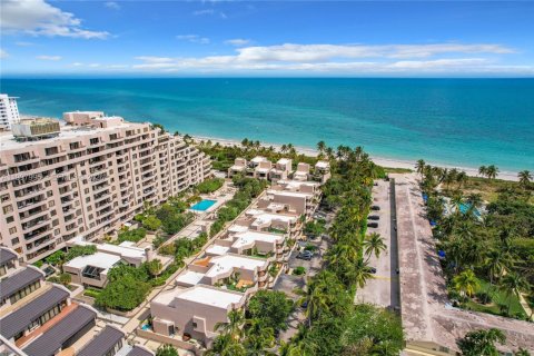 Adosado en venta en Key Biscayne, Florida, 3 dormitorios, 241.92 m2 № 2256222 - foto 29
