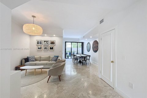 Adosado en venta en Key Biscayne, Florida, 3 dormitorios, 241.92 m2 № 2256222 - foto 10