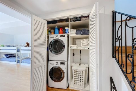 Adosado en venta en Key Biscayne, Florida, 3 dormitorios, 241.92 m2 № 2256222 - foto 17