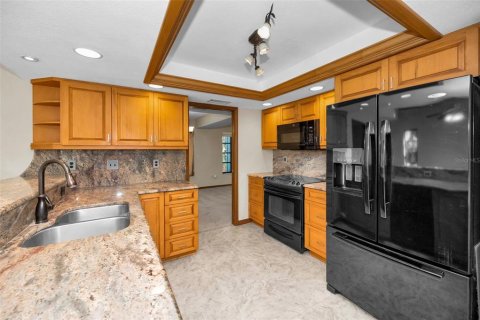 Villa ou maison à vendre à Palm Harbor, Floride: 4 chambres, 191.38 m2 № 1905704 - photo 18