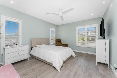 Casa en venta en Port Charlotte, Florida, 4 dormitorios, 305.18 m2 № 2177247 - foto 27