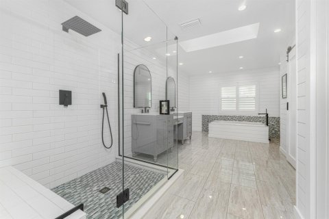 Casa en venta en Port Charlotte, Florida, 4 dormitorios, 305.18 m2 № 2177247 - foto 16
