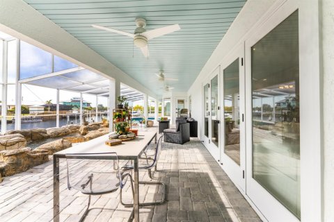 Casa en venta en Port Charlotte, Florida, 4 dormitorios, 305.18 m2 № 2177247 - foto 30