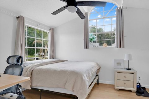 Townhouse in Orlando, Florida 3 bedrooms, 158.31 sq.m. № 2221463 - photo 16